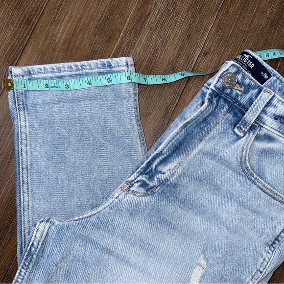 Hollister Ultra High Rise Mom Jean 90s 26R 2R Ankle Straight ripped distressed - Picture 3 of 10